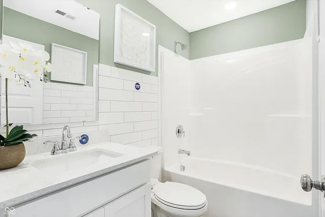 $369,565 | 328 North Addison Drive, Greenfield, IN 46140