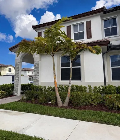 $2,350 | 2803 Southeast 26th Avenue, Homestead, FL 33035
