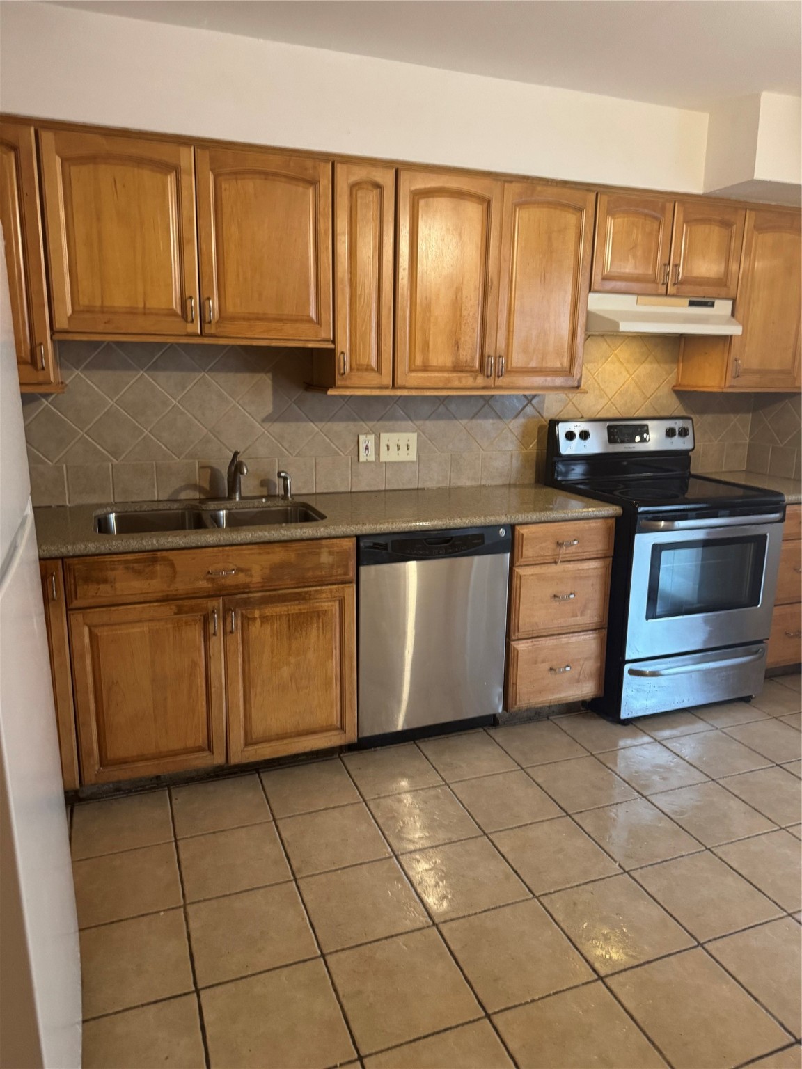 7209 Beechnut Street, Unit B Houston, TX 77074 - Photo 11 of 27