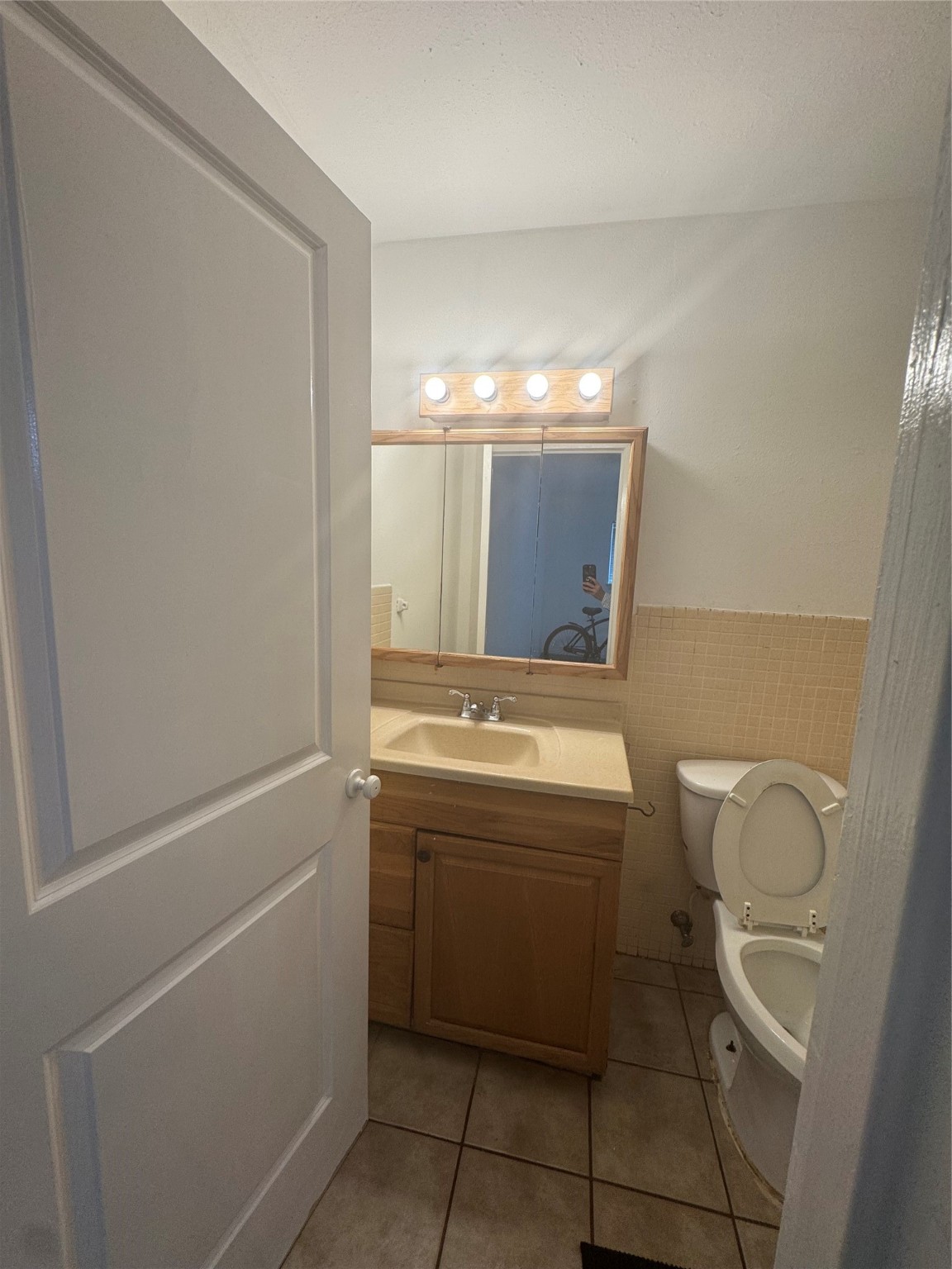 7209 Beechnut Street, Unit B Houston, TX 77074 - Photo 22 of 27