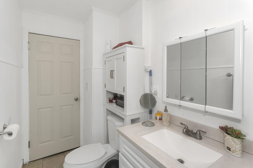 15 Merida Street Springfield, MA 01104 - Photo 13 of 26