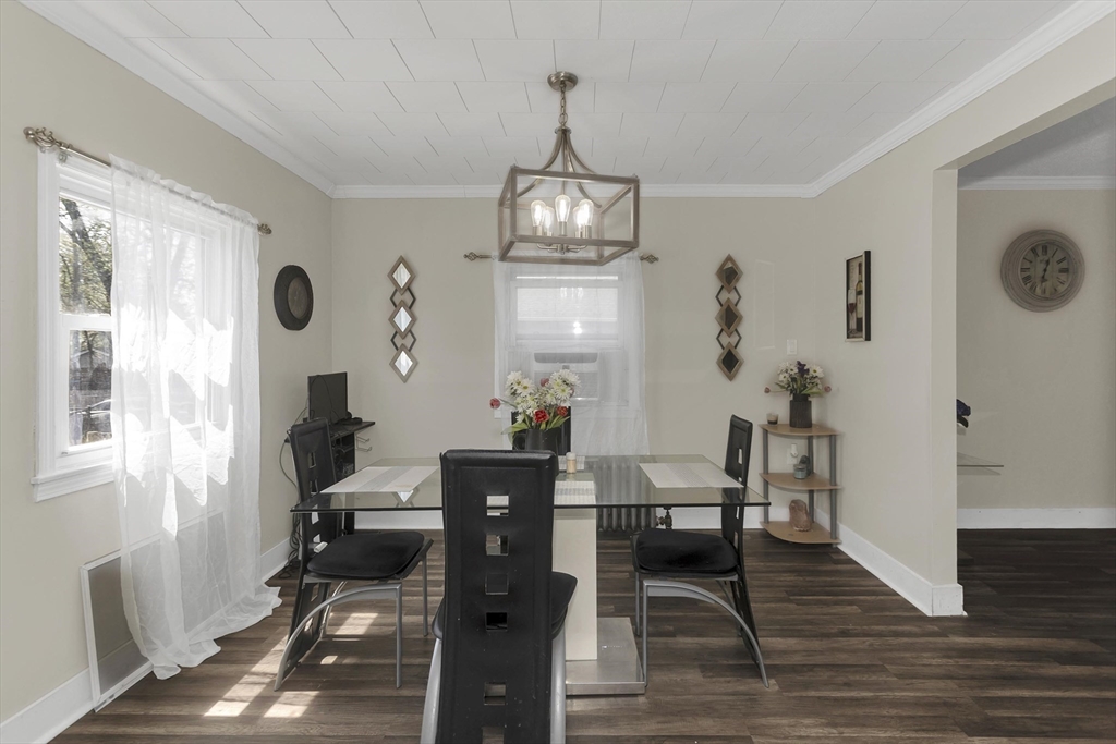 15 Merida Street Springfield, MA 01104 - Photo 6 of 26