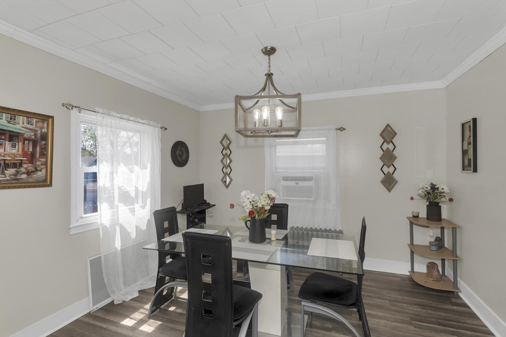 15 Merida Street Springfield, MA 01104 - Photo 7 of 26