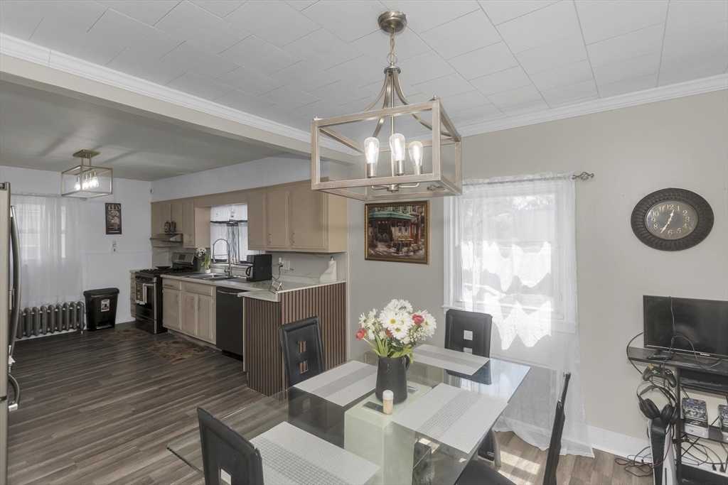 15 Merida Street Springfield, MA 01104 - Photo 8 of 26