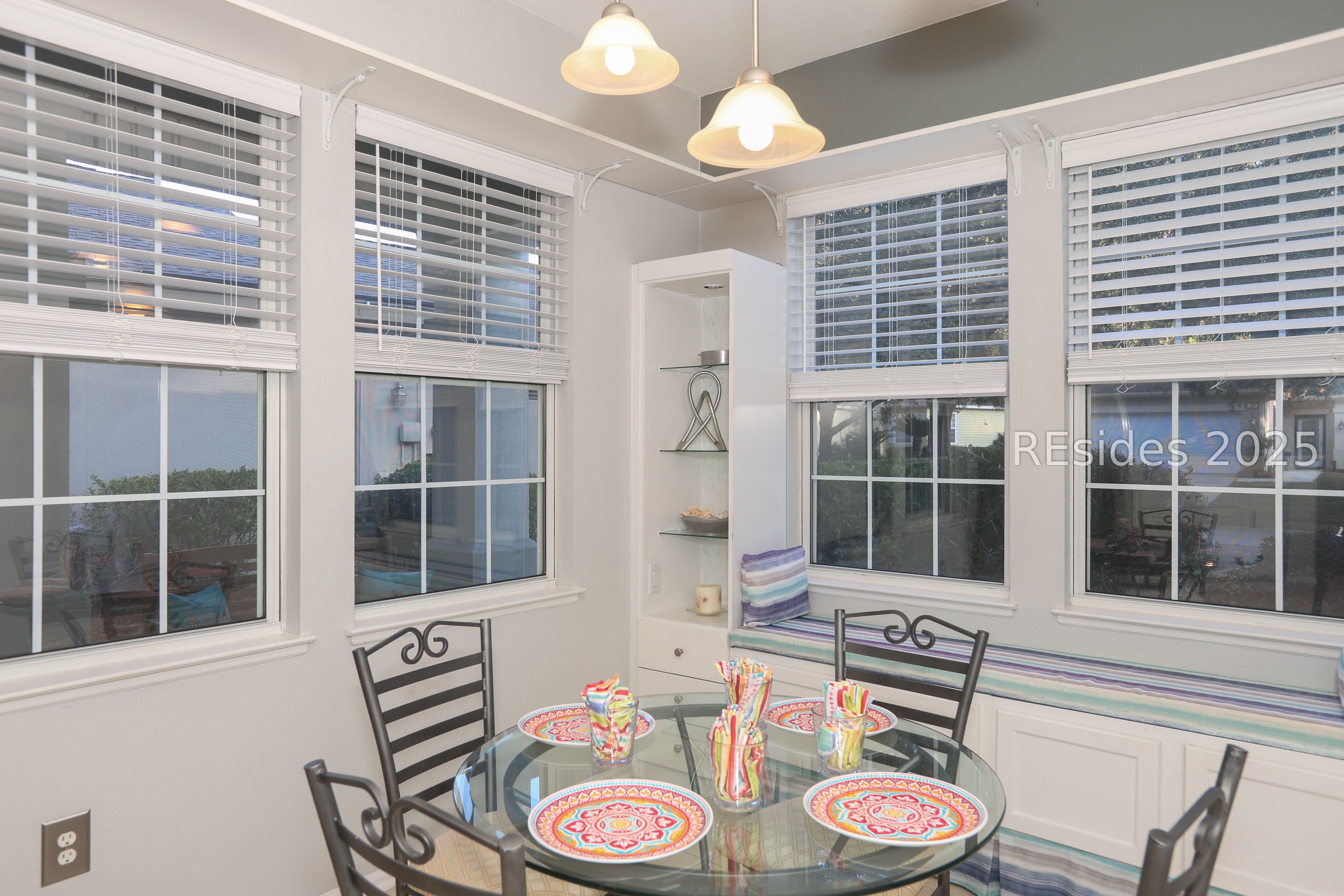 14 Andover Place Bluffton, SC 29909 - Photo 14 of 64 Casual Dining Area