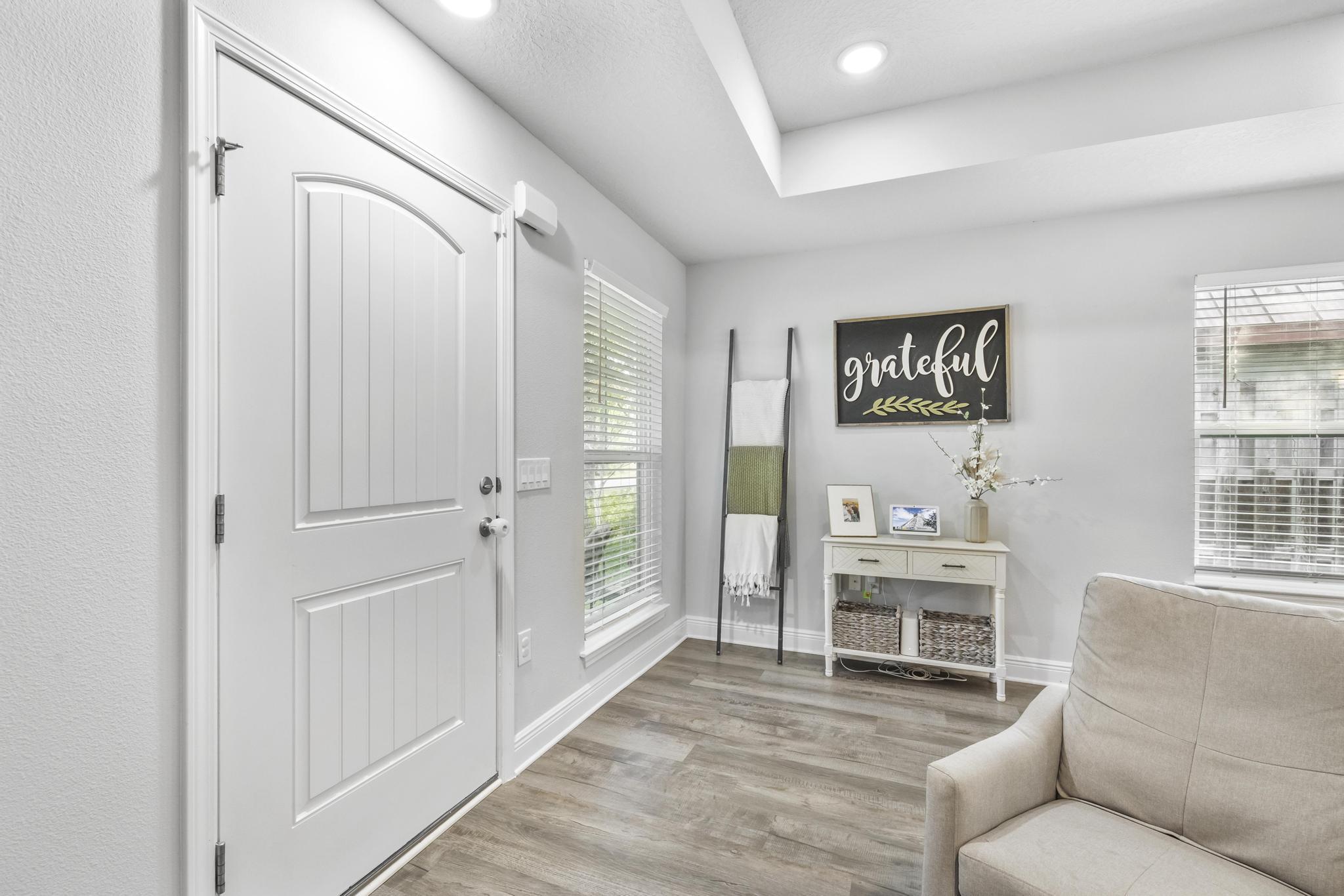 3627 Quail Run Road Gulf Breeze, FL 32563 - Photo 8 of 37 Gallery Image 8