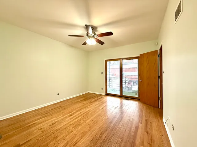 $2,750 | 2207 West Warren Boulevard, Unit 1, Chicago, IL 60612