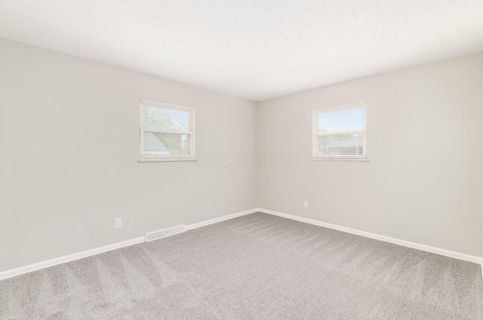3310 Minerva Lake Road Columbus, OH 43231 - Photo 30 of 64 030_K 3310 Minerva Lake Rd076