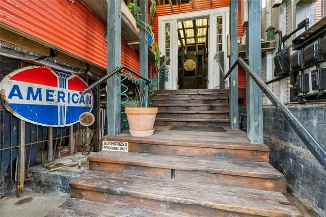 $553,000 | 4518-30 Jean Lafitte Boulevard, Lafitte, LA 70067