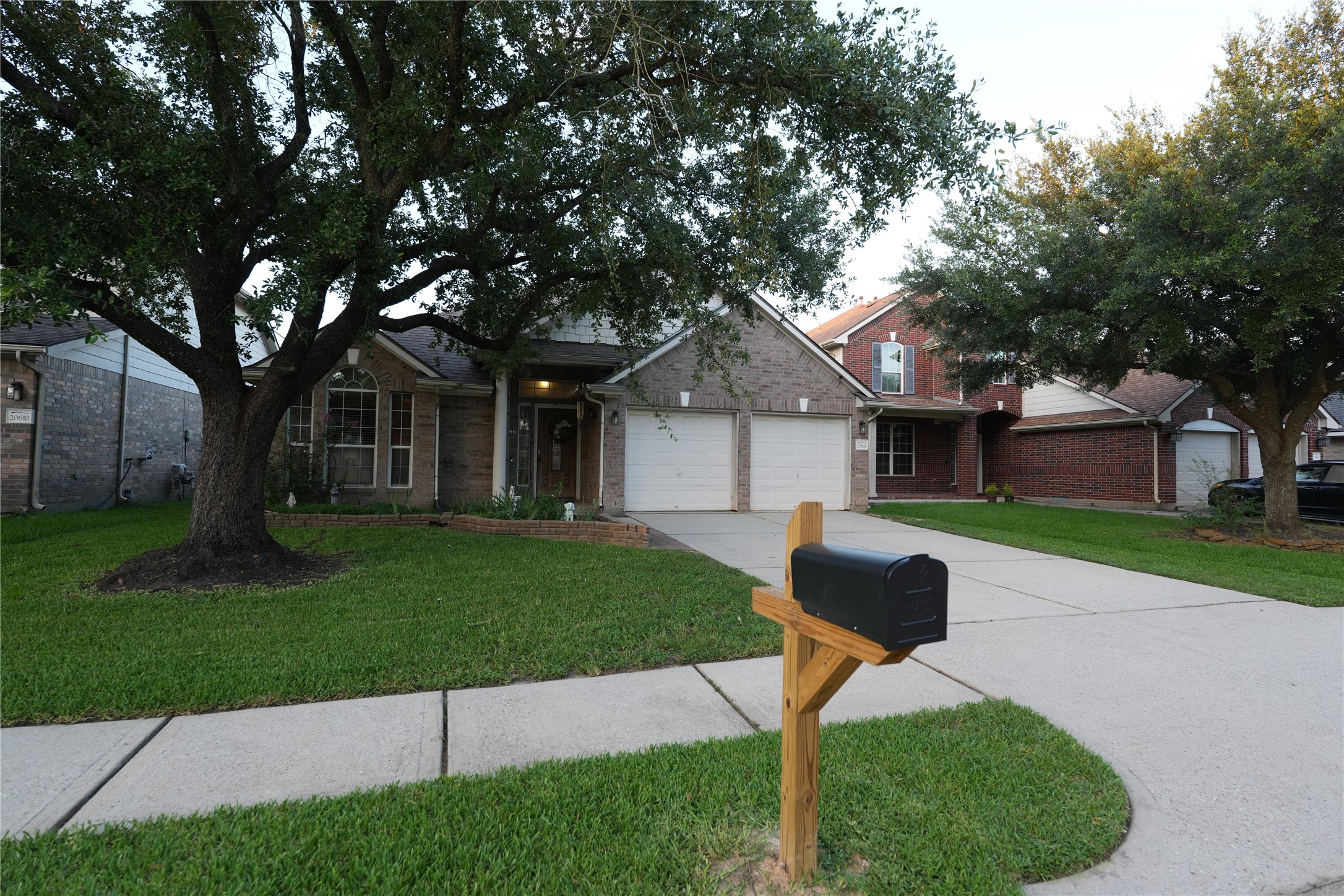 20606 Spring Mission Lane Spring, TX 77388 - Photo 2 of 42