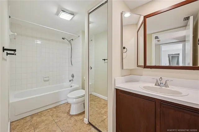 $300,000 | 6466 Southeast Windsong Lane, Stuart, FL 34997