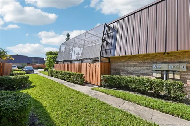 $300,000 | 6466 Southeast Windsong Lane, Stuart, FL 34997