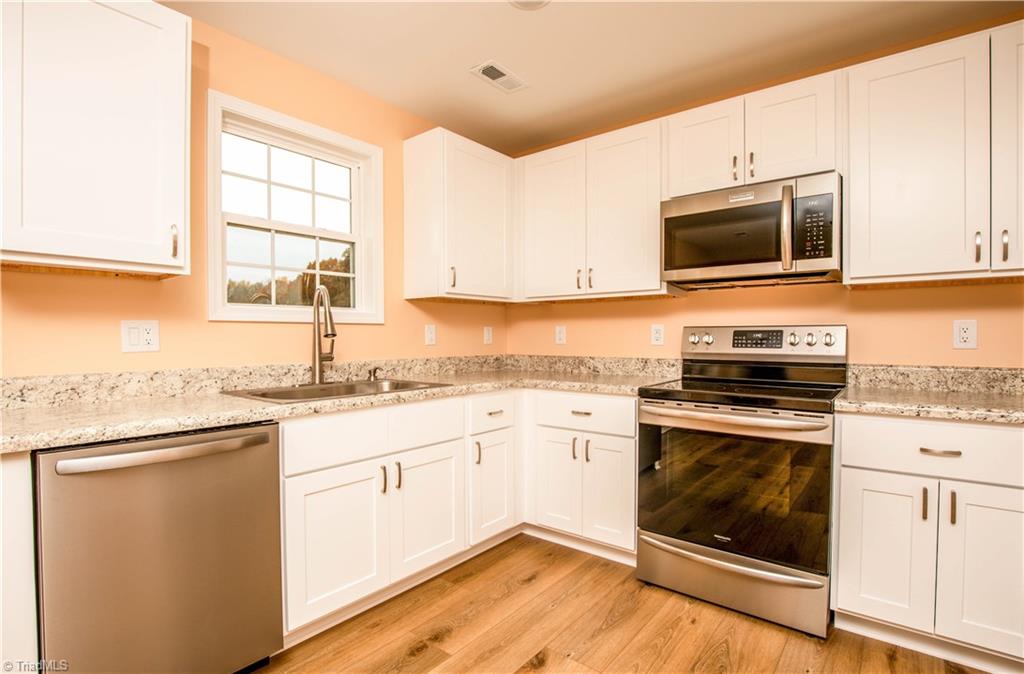 364 Jim Elliott Road Denton, NC 27239 - Photo 5 of 19 Gallery Image 5