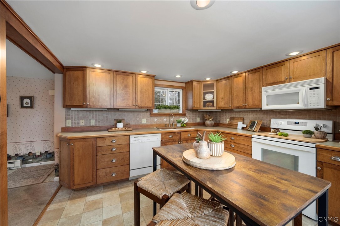 248 Water Street Winfield, NY 13491 - Photo 3 of 48