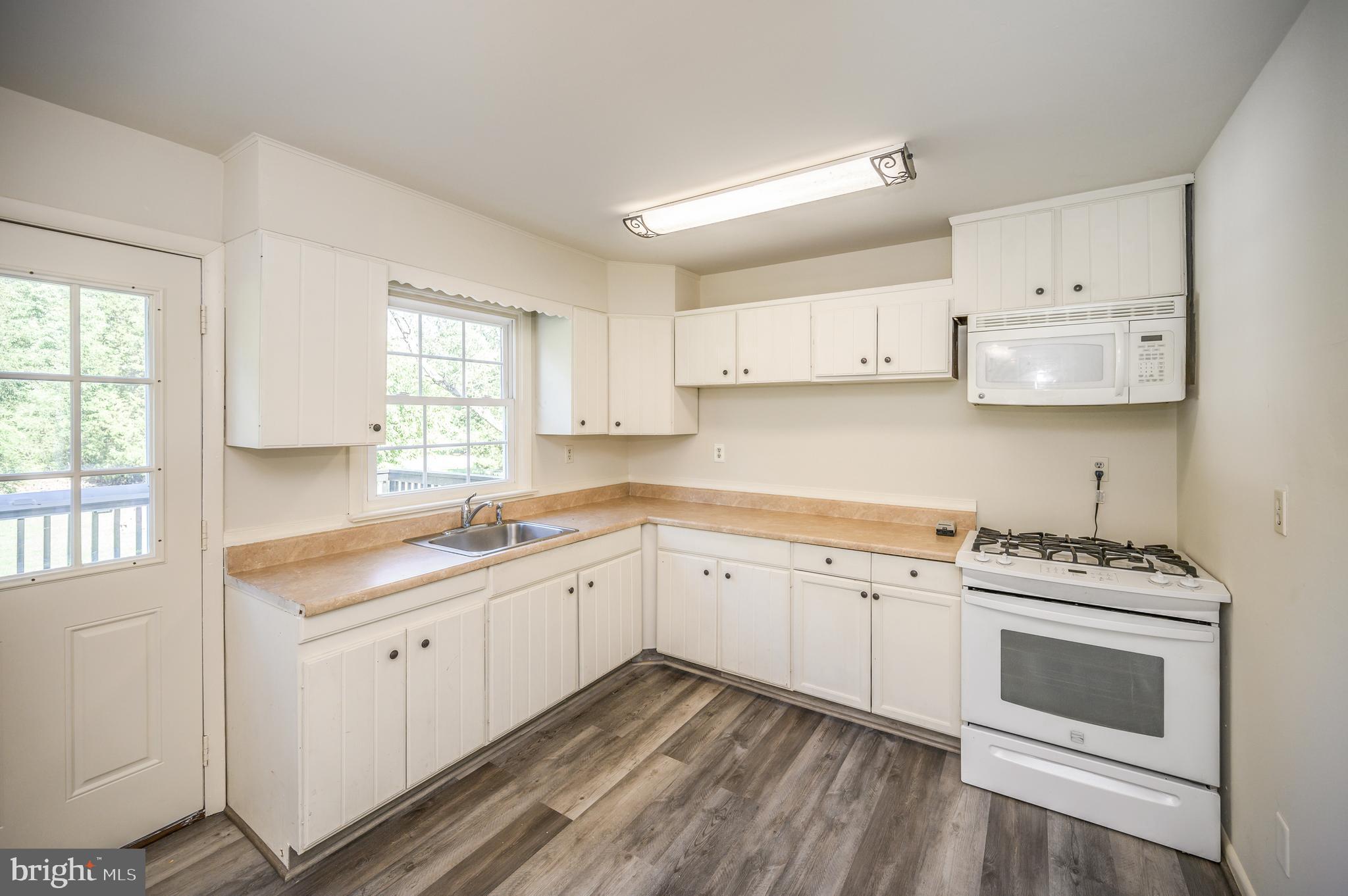 22381 File Road Bowling Green, VA 22427 - Photo 19 of 39 Gallery Image 19