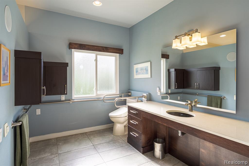 2125 Lagoon Drive Rochester Hills, MI 48309 - Photo 35 of 59