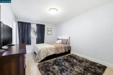 $285,000 | 102 Luna Grande Circle, Unit 5, Sacramento, CA 95834