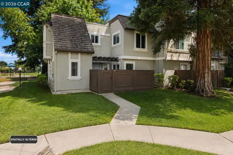 $285,000 | 102 Luna Grande Circle, Unit 5, Sacramento, CA 95834