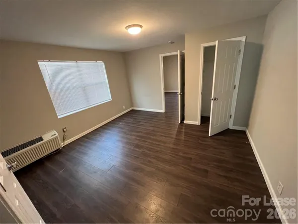 $1,100 | 720 East Pine Street, Lincolnton, NC 28092