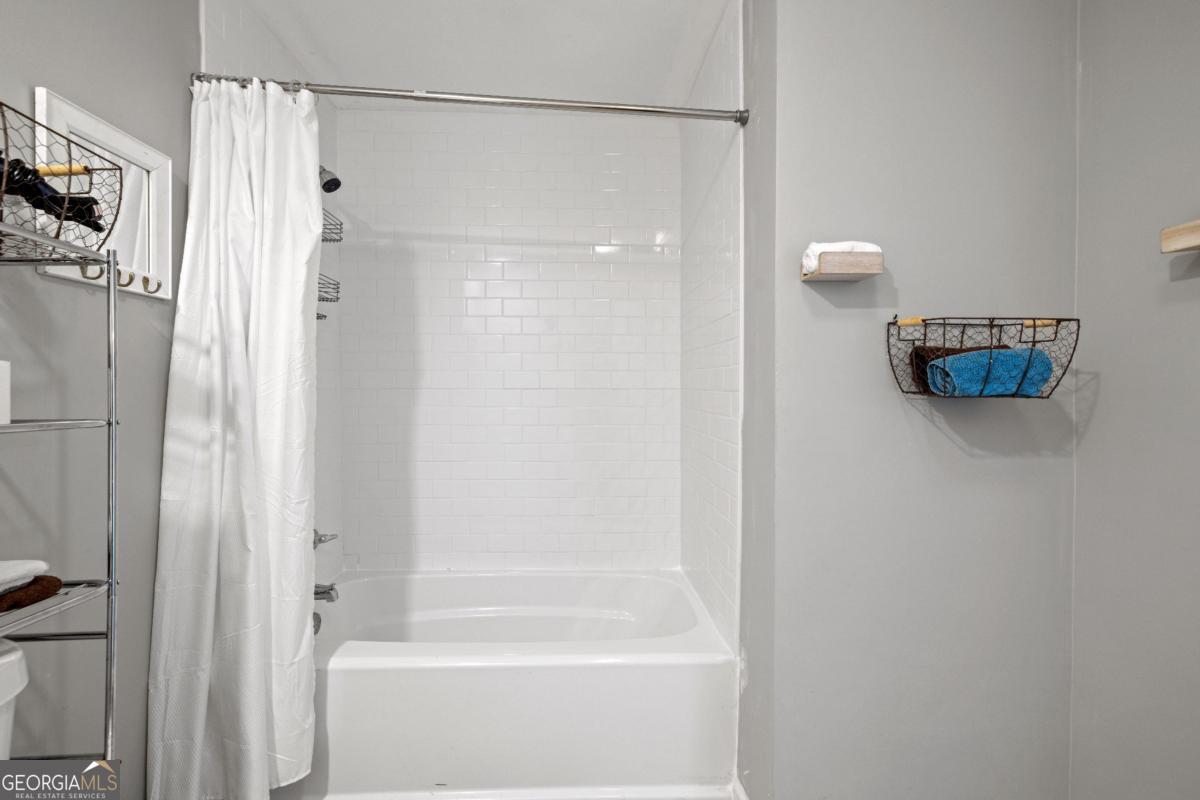 2222 Lee Street Southwest Covington, GA 30014 - Photo 13 of 27