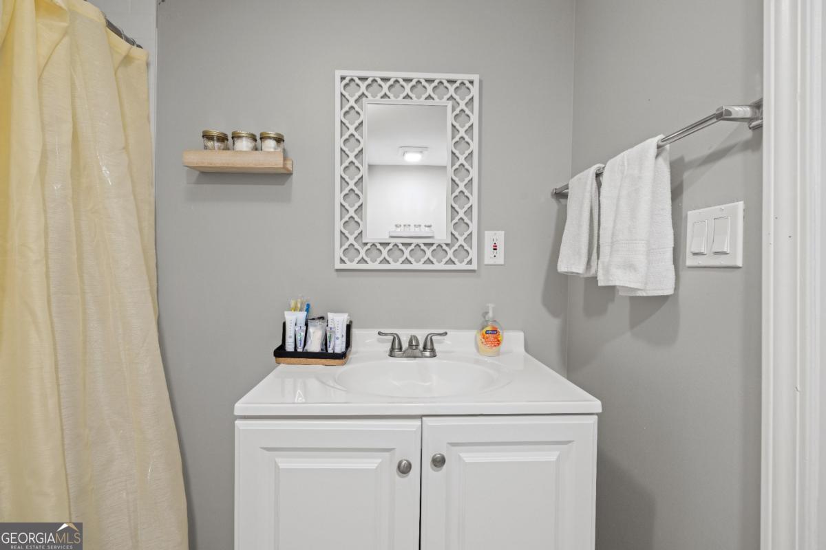 2222 Lee Street Southwest Covington, GA 30014 - Photo 17 of 27