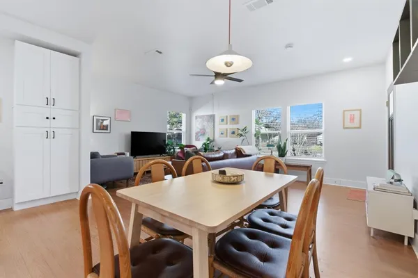 $2,500 | 2410 Catherine Street, Dallas, TX 75211