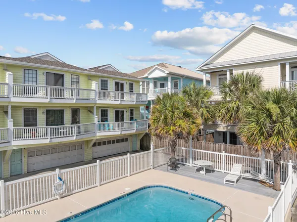 $3,000 | 1314 Lake Park Boulevard South, Unit 4, Carolina Beach, NC 28428