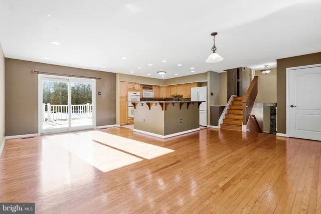 $625,000 | 15295 Woodville Road, Waldorf, MD 20601