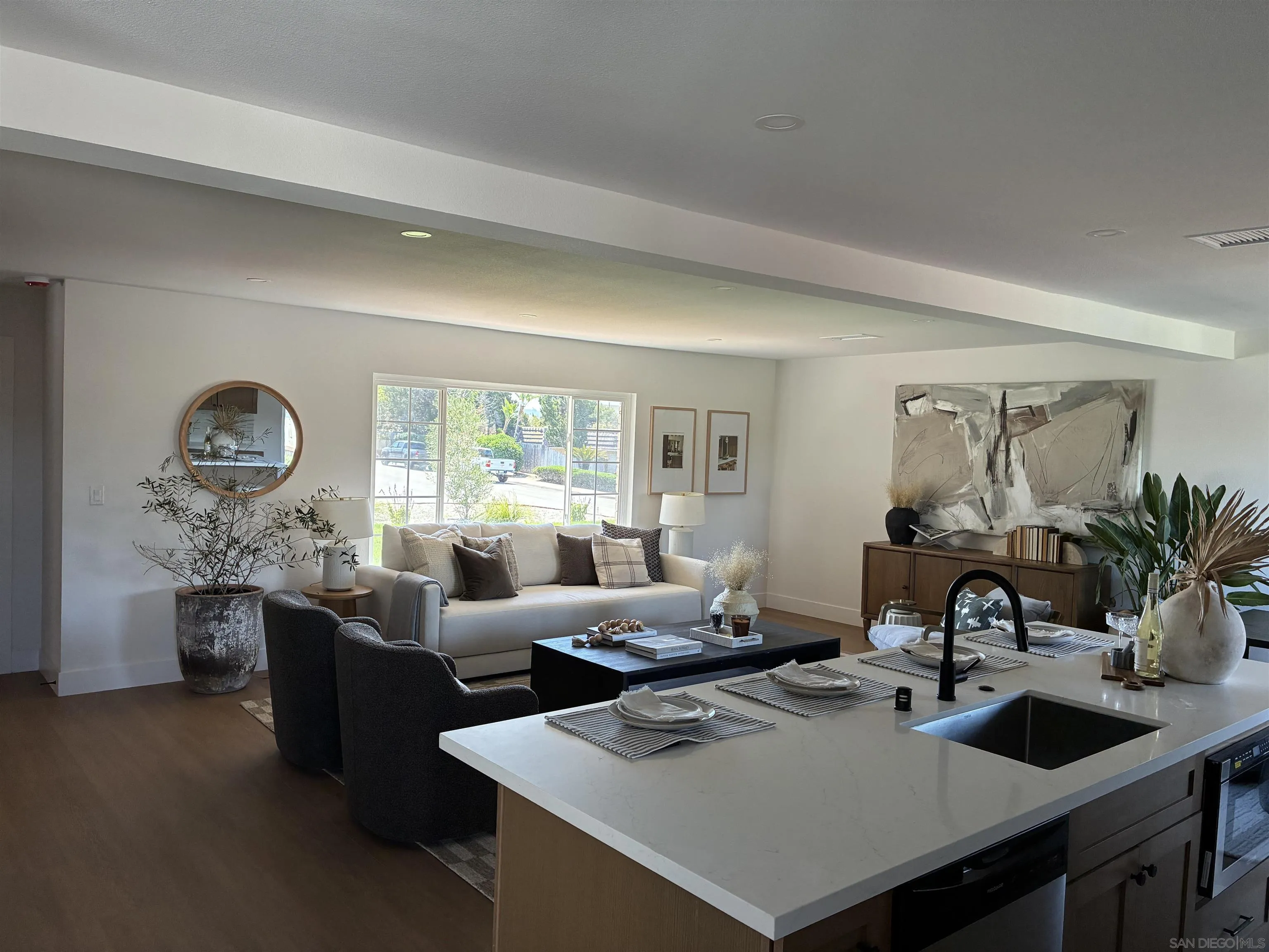 14708 Dash Way Poway, CA 92064 - Photo 3 of 5