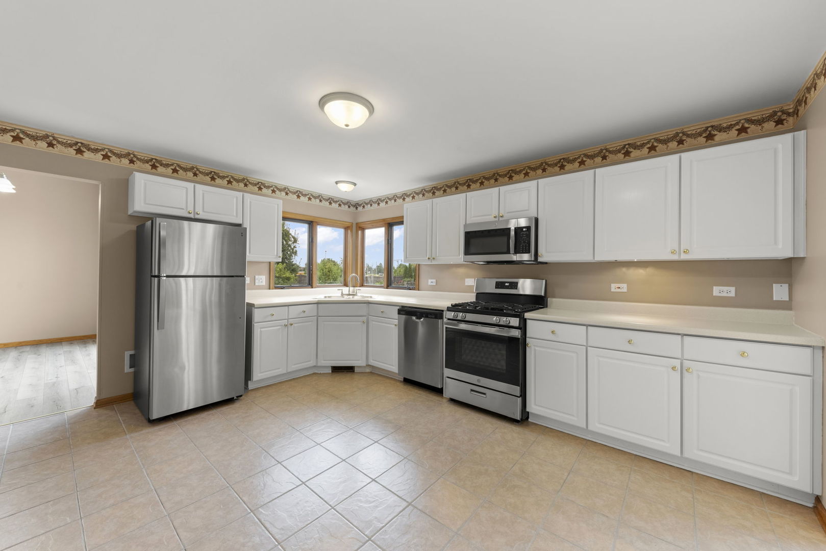 764 Springbrook Lane Bolingbrook, IL 60490 - Photo 6 of 27 Gallery Image 6