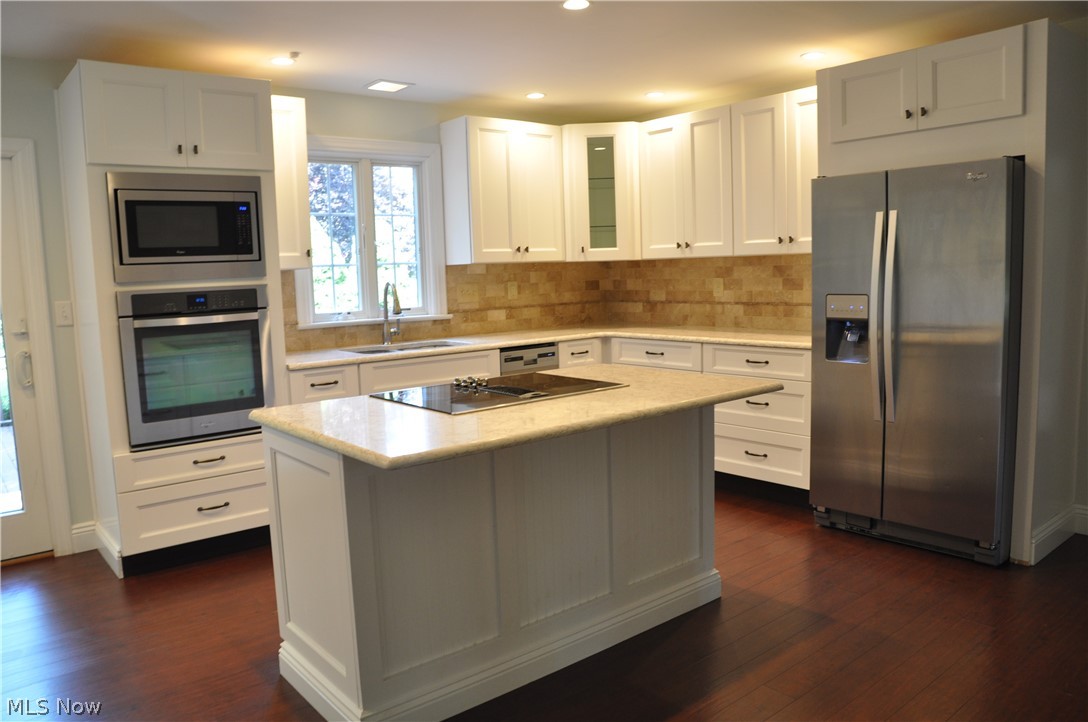 2567 Howland Wilson Road Northeast Warren, OH 44484 - Photo 2 of 14 Gallery Image 2