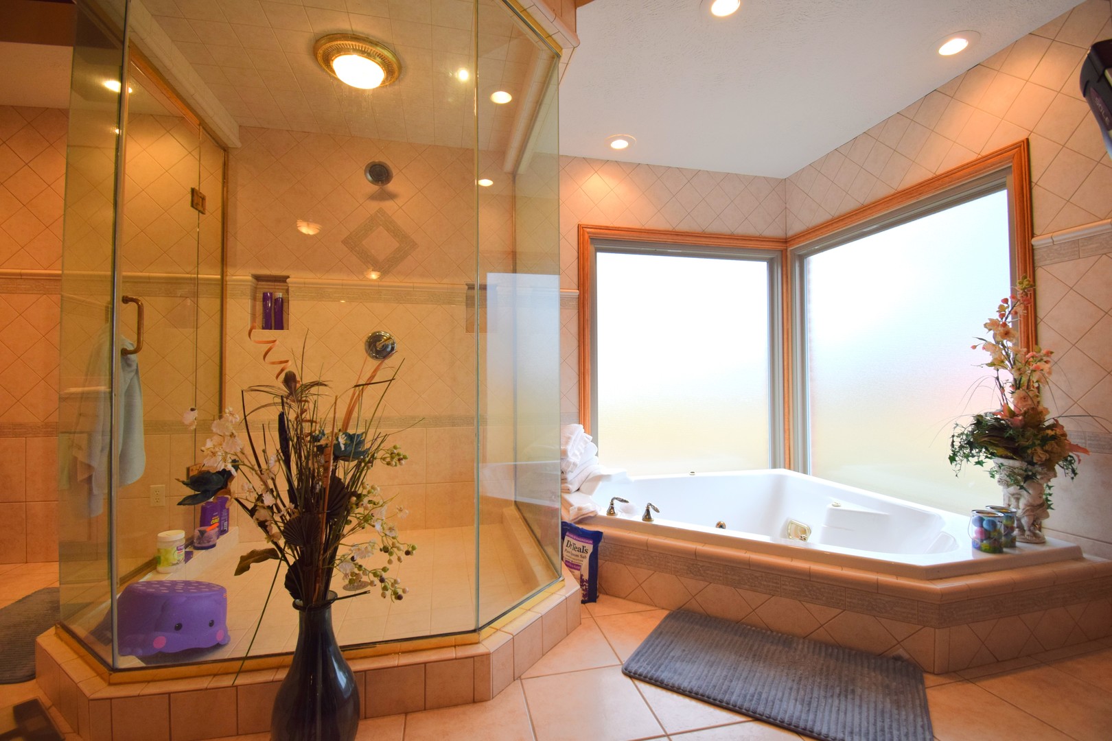 12863 Bowling Alley Road Benton, IL 62812 - Photo 34 of 50 a very nice looking room with a large window