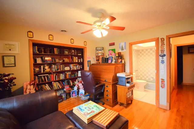 $650,000 | 12863 Bowling Alley Road, Benton, IL 62812