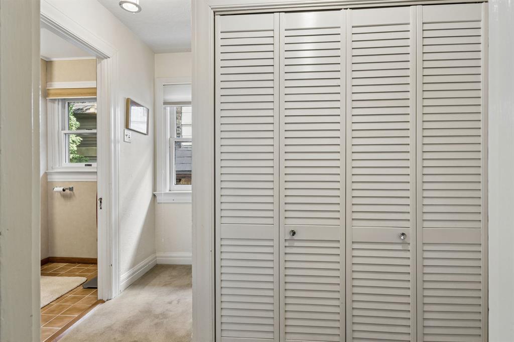 1247 Murdoch Road Pittsburgh, PA 15217 - Photo 27 of 36