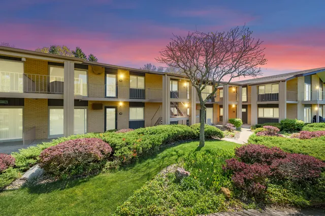 $358,000 | 4150 Ridge Road, Unit 21, Stevensville, MI 49127