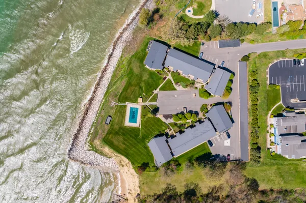 $358,000 | 4150 Ridge Road, Unit 21, Stevensville, MI 49127