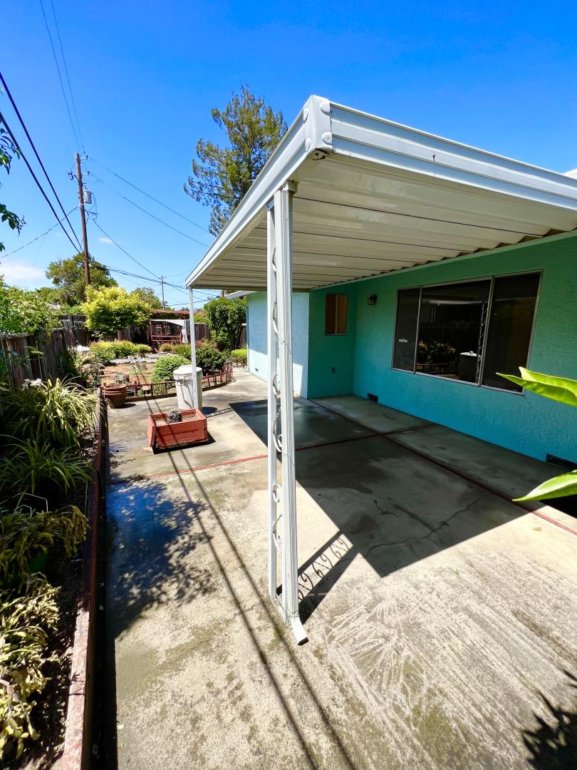696 McCarty Avenue Mountain View, CA 94041 - Photo 28 of 31 a view of a terrace
