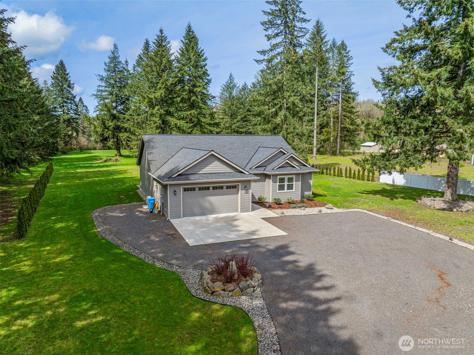 132 Gassman Road Castle Rock, WA 98611 - Photo 3 of 29 Gallery Image 3