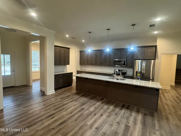 $398,000 | 5247 Canary Drive, Jackson, MS 39272