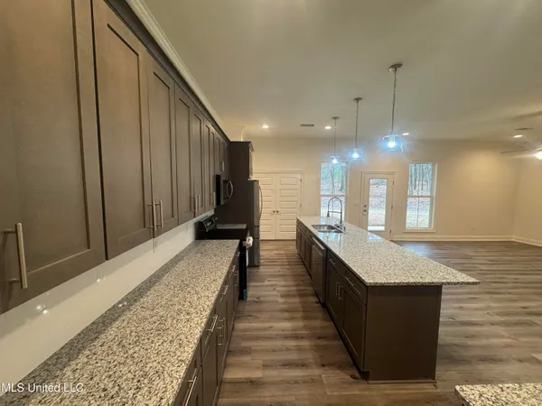 $398,000 | 5247 Canary Drive, Jackson, MS 39272