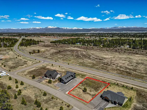$199,900 | 13140 Hawks Bay Road, Donnelly, ID 83615