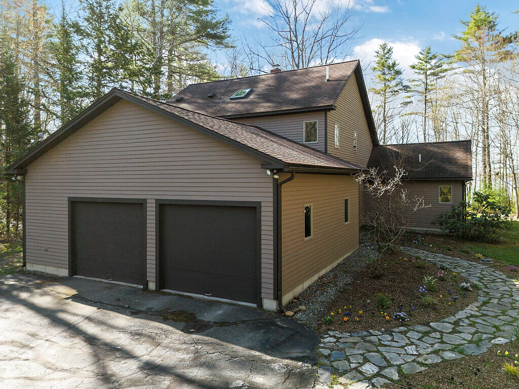 217 Leadbetter Road Wayne, ME 04284 - Photo 5 of 59