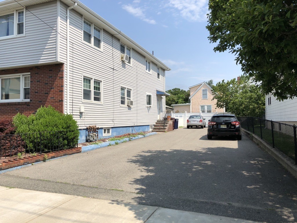 152 Cottage Street Everett, MA 02149 - Photo 7 of 10
