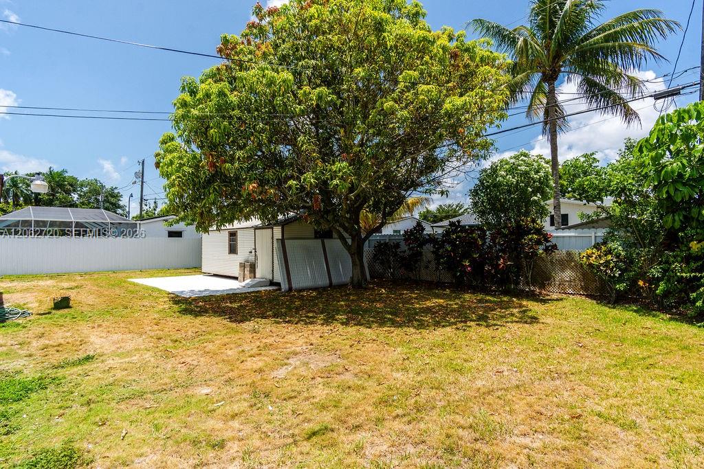 19390 Whispering Pines Road Cutler Bay, FL 33157 - Photo 7 of 43 Gallery Image 7