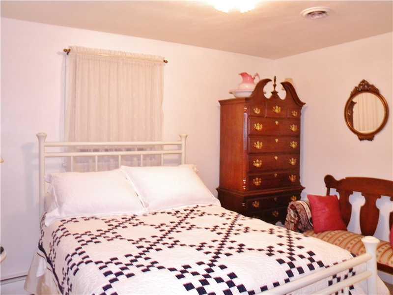 689 Schenley Road Leechburg, PA 15656 - Photo 16 of 25 Bedroom.