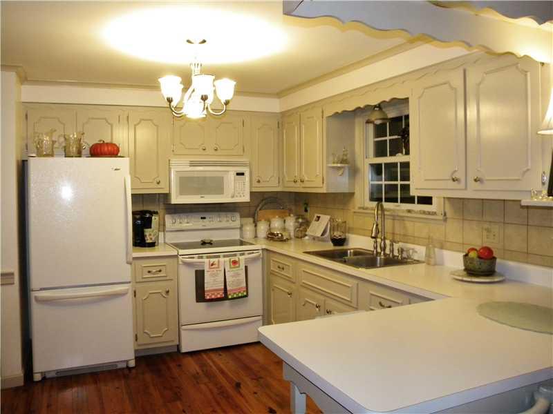 689 Schenley Road Leechburg, PA 15656 - Photo 8 of 25 Kitchen. Newer kitchen, all appliances are included.