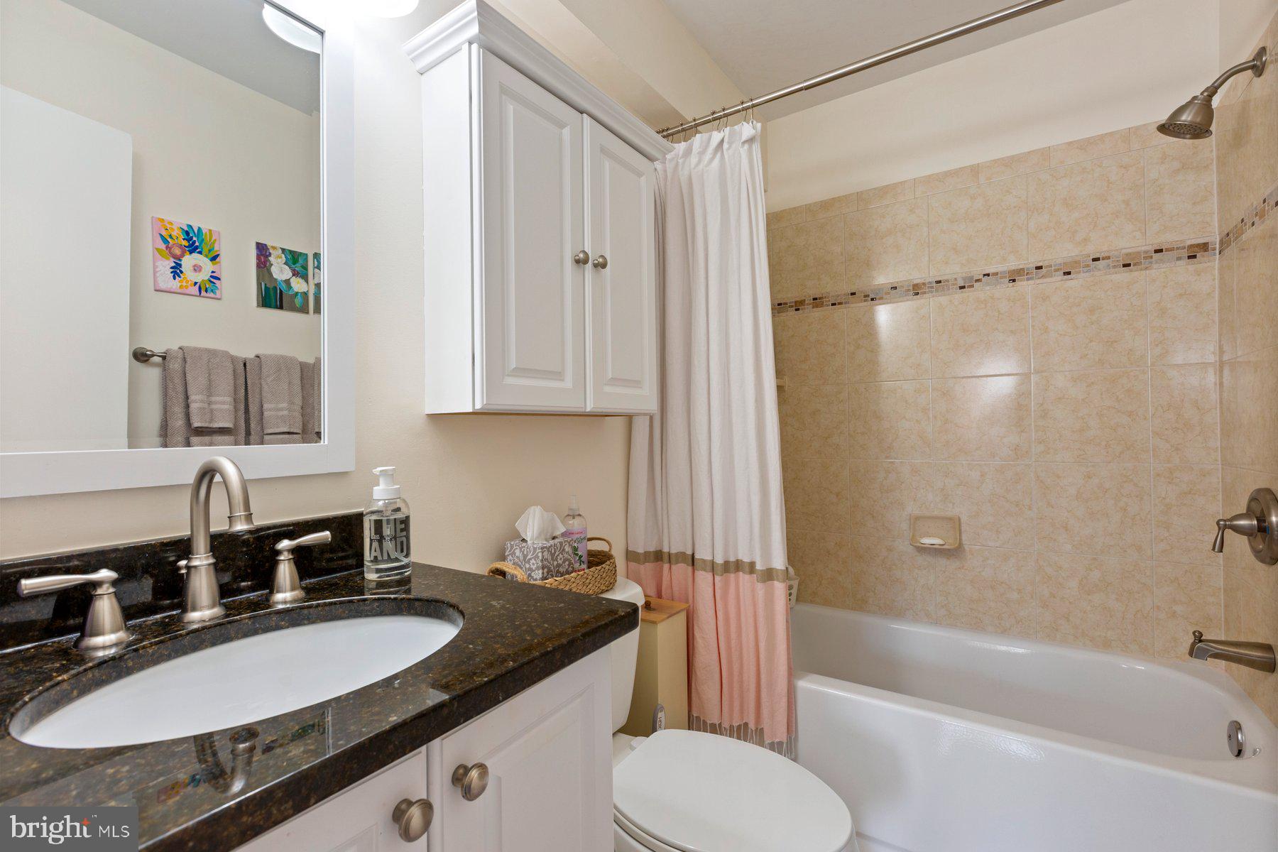 4515 Flintstone Road Alexandria, VA 22306 - Photo 28 of 34 Upper Level Hall Bath