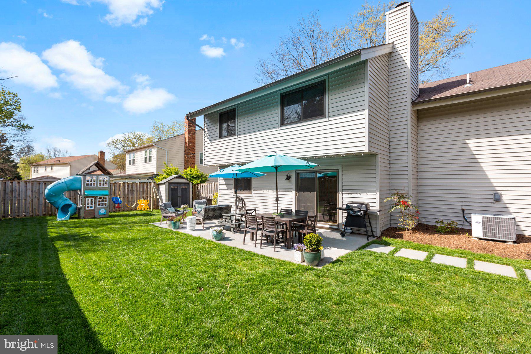 4515 Flintstone Road Alexandria, VA 22306 - Photo 33 of 34 Rear Yard