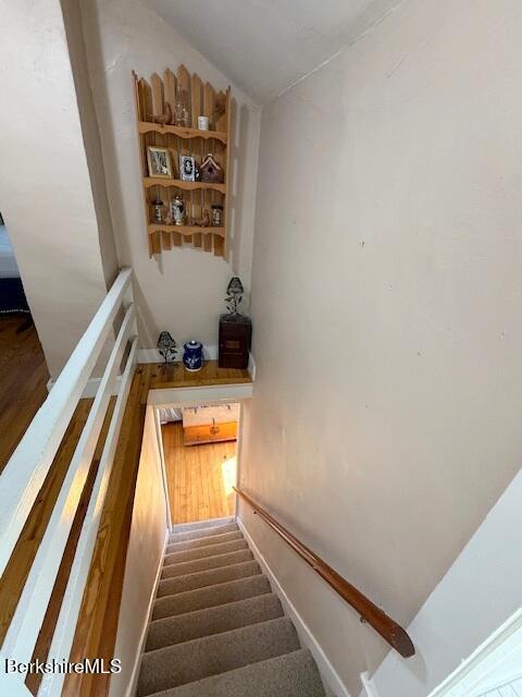 33 Hancock Road Williamstown, MA 01267 - Photo 18 of 34 Stairs