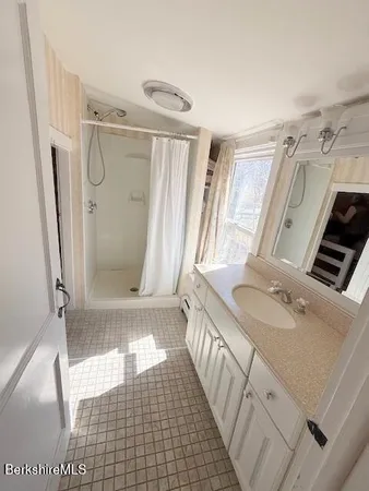 $249,000 | 33 Hancock Road, Williamstown, MA 01267